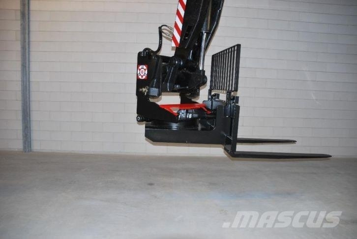 Merlo ROTO THE ORIGINAL ROTATING FORKS ROMASTOR-TILT - 텔레스코픽 핸들러 : 사진 5 Merlo ROTO THE ORIGINAL ROTATING FORKS ROMASTOR-TILT - 텔레스코픽 핸들러 : 사진 5