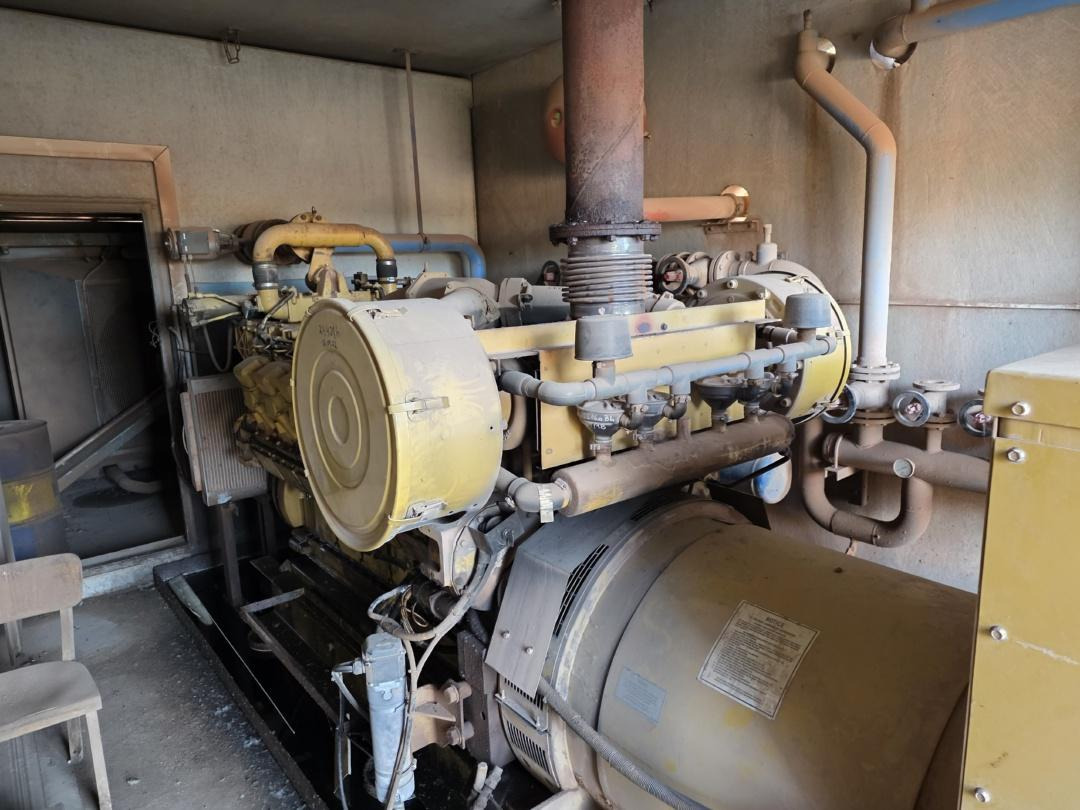 Caterpillar 1020 KW Stromagregat 1275 KVA - 발전기 세트 : 사진 1 Caterpillar 1020 KW Stromagregat 1275 KVA - 발전기 세트 : 사진 1