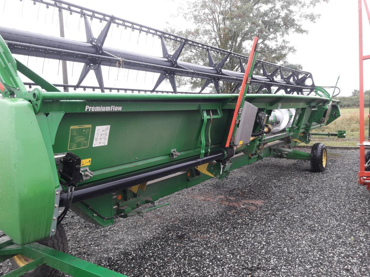 John Deere 635 Premium Flow - 콤바인 헤더 트레일러 : 사진 3 John Deere 635 Premium Flow - 콤바인 헤더 트레일러 : 사진 3