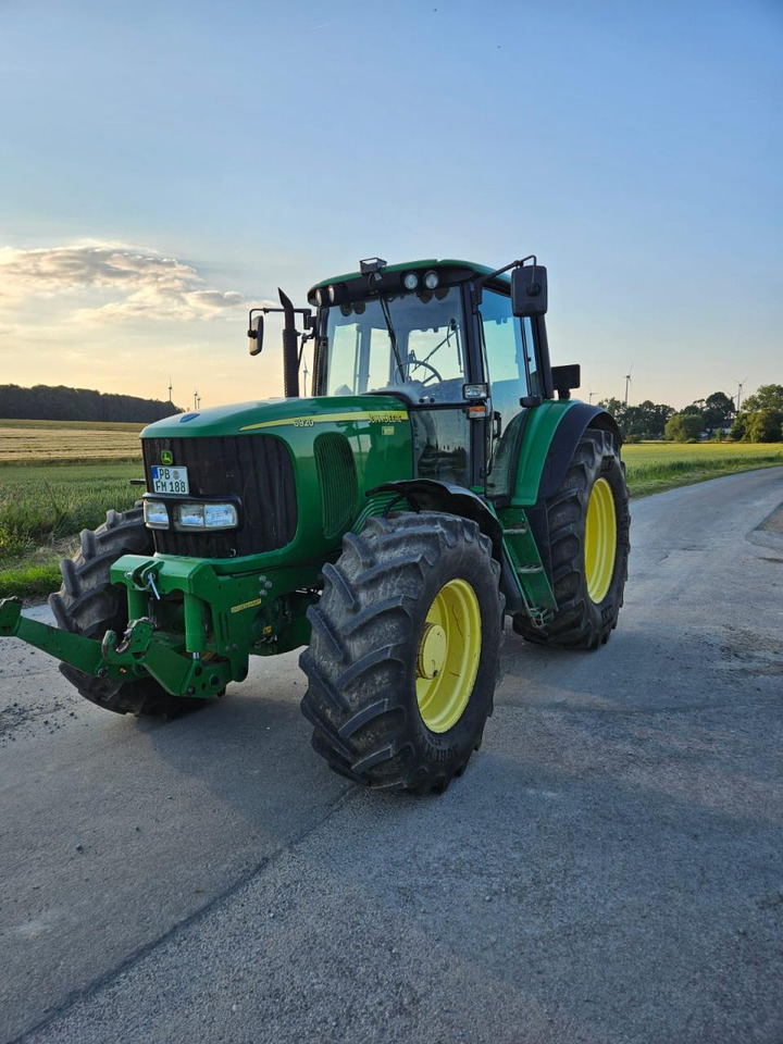 John Deere 6920 - 장궤형 트랙터 : 사진 1 John Deere 6920 - 장궤형 트랙터 : 사진 1
