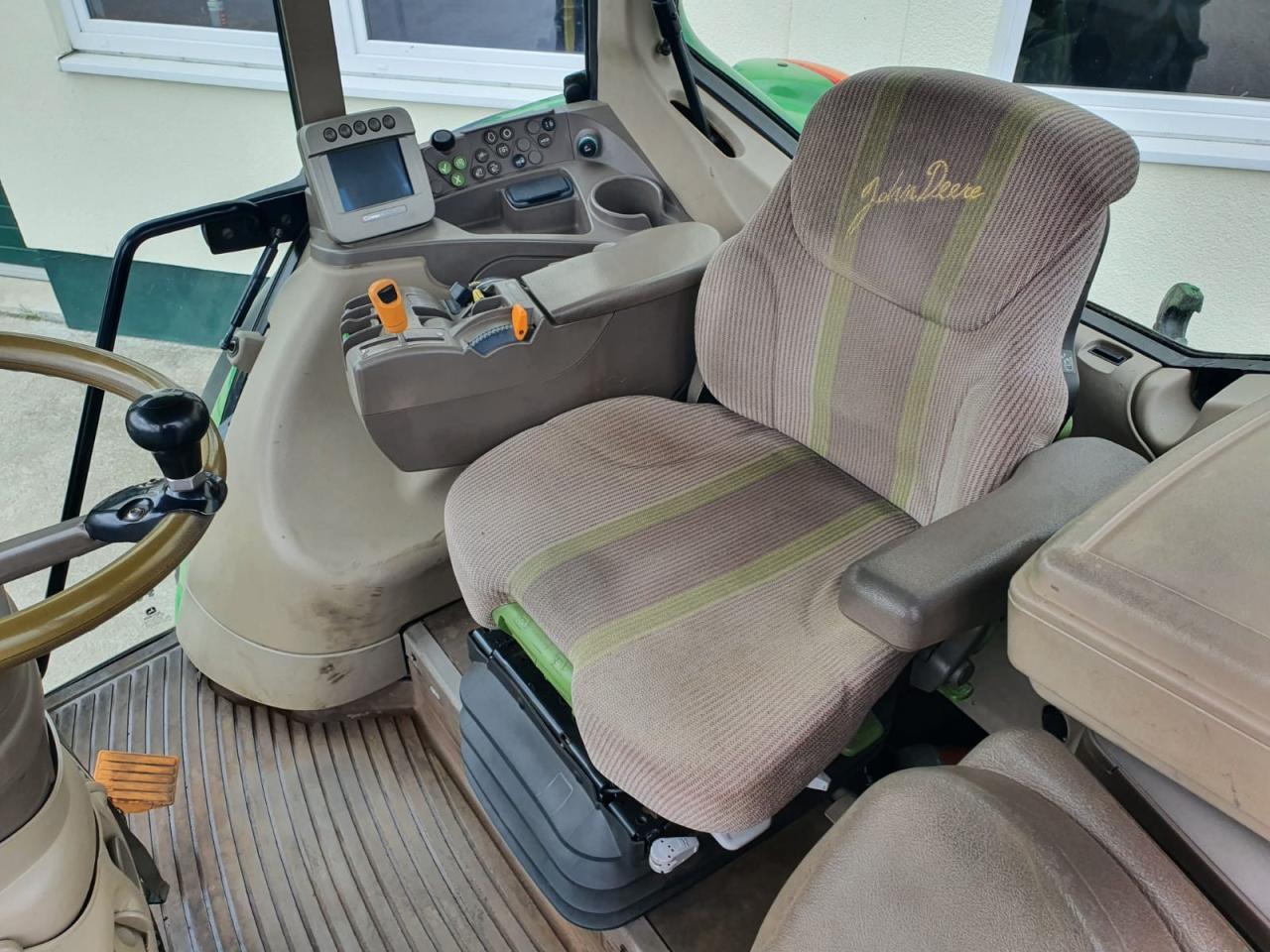 John Deere 7530 Premium - 장궤형 트랙터 : 사진 4 John Deere 7530 Premium - 장궤형 트랙터 : 사진 4