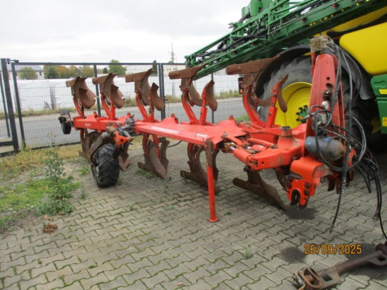 Kuhn Varimaster 152 NSH - 심토경운기 : 사진 2 Kuhn Varimaster 152 NSH - 심토경운기 : 사진 2