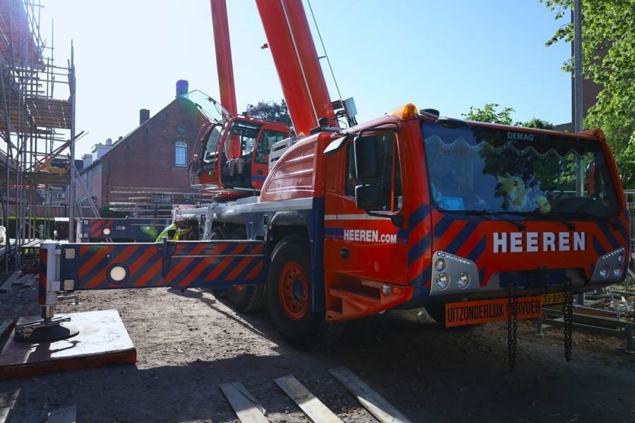 Demag AC220-5 Dutch Registration, 10x6x10, 220t Ca - 전천후 지형 크레인 : 사진 1 Demag AC220-5 Dutch Registration, 10x6x10, 220t Ca - 전천후 지형 크레인 : 사진 1