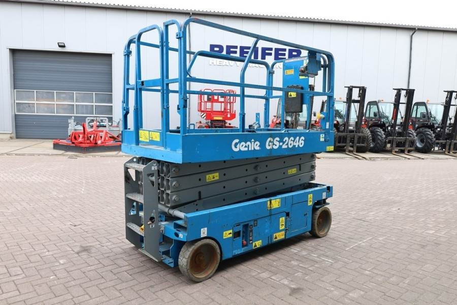 Genie GS2646 Electric, Working Height 9.80m, Capacity 45 - 시저 리프트 : 사진 2 Genie GS2646 Electric, Working Height 9.80m, Capacity 45 - 시저 리프트 : 사진 2