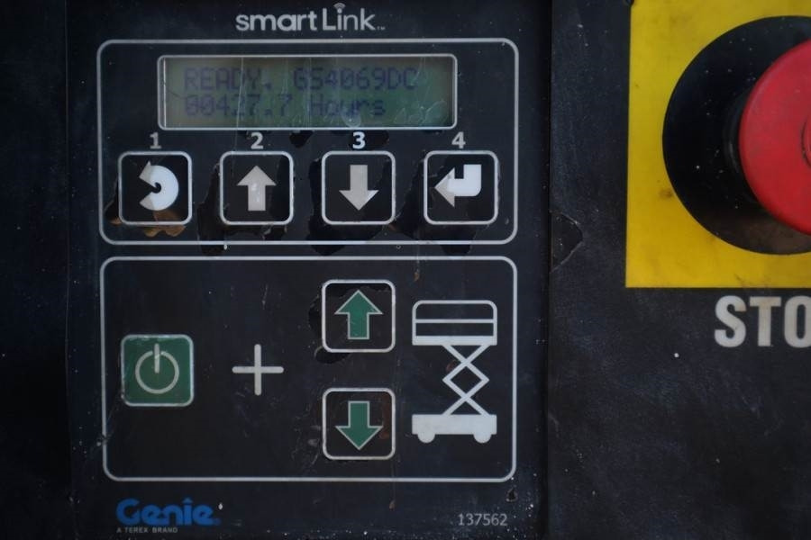 시저 리프트 Genie GS4069DC Electric, 14m Working Height, 363kg Capac : 사진 6 시저 리프트 Genie GS4069DC Electric, 14m Working Height, 363kg Capac : 사진 6