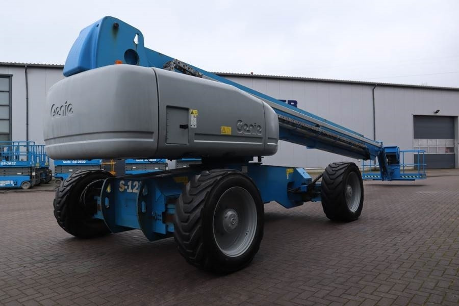 Genie S125 Diesel, 4x4x4 Drive, 40.1m Working Height, 24 - 텔레스코픽 붐 : 사진 2 Genie S125 Diesel, 4x4x4 Drive, 40.1m Working Height, 24 - 텔레스코픽 붐 : 사진 2