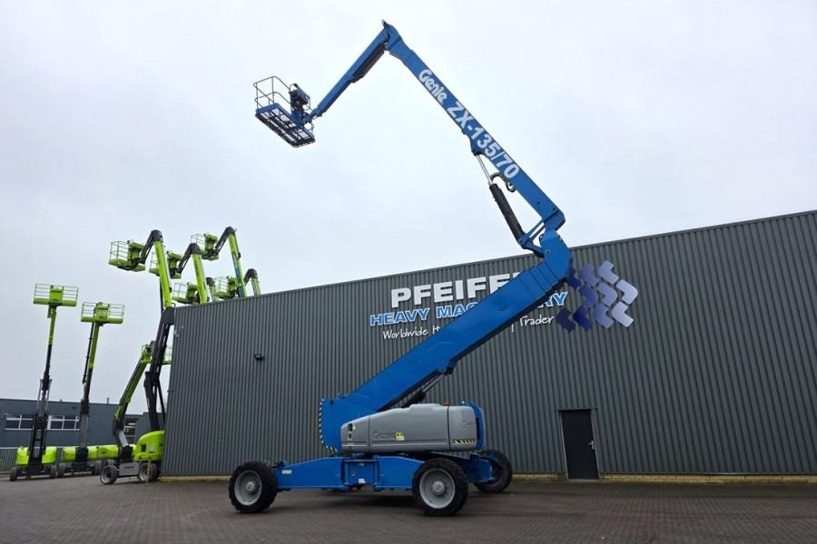 Genie ZX135/70 Diesel, 4x4x4 Drive, 43m Lifting Height, - 관절 붐 : 사진 2 Genie ZX135/70 Diesel, 4x4x4 Drive, 43m Lifting Height, - 관절 붐 : 사진 2