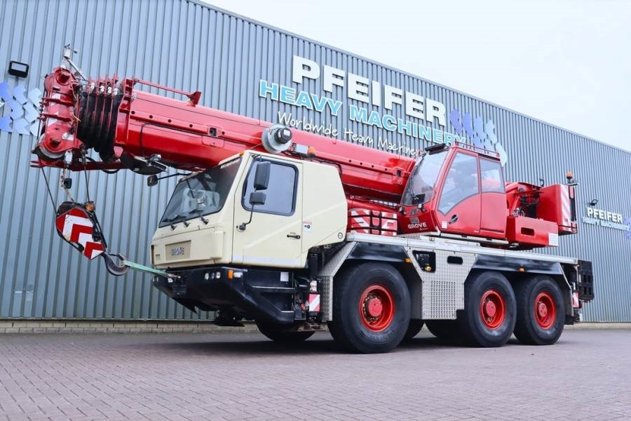Grove GMK3060 Diesel, 6x6x6 Drive, 60t Capacity, 43m Mai - 전천후 지형 크레인 : 사진 1 Grove GMK3060 Diesel, 6x6x6 Drive, 60t Capacity, 43m Mai - 전천후 지형 크레인 : 사진 1