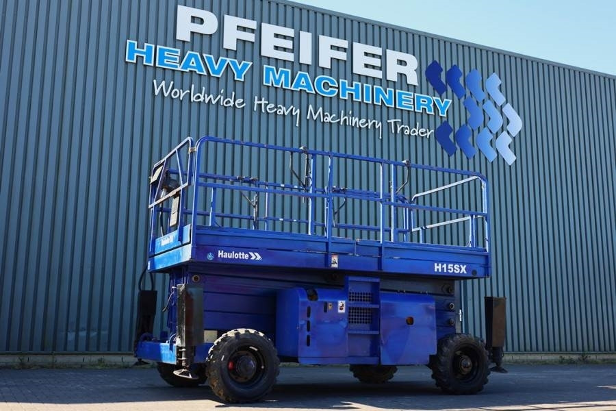 Haulotte H15SX Diesel, 4x4 Drive 15 Working Height, 500kg C - 시저 리프트 : 사진 1 Haulotte H15SX Diesel, 4x4 Drive 15 Working Height, 500kg C - 시저 리프트 : 사진 1