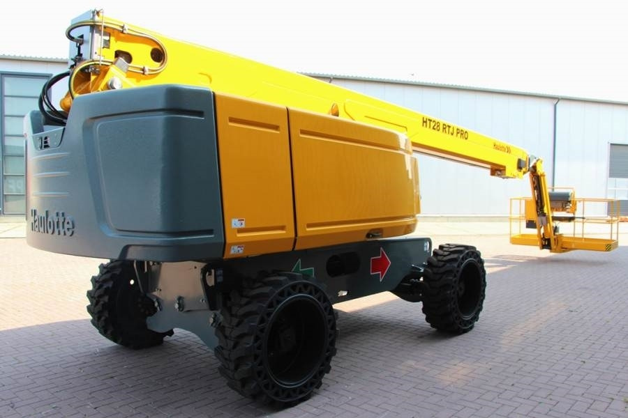 Haulotte HT28RTJ Pro Diesel, 4x4 Drive, 27.9 m Working Heig - 텔레스코픽 붐 : 사진 2 Haulotte HT28RTJ Pro Diesel, 4x4 Drive, 27.9 m Working Heig - 텔레스코픽 붐 : 사진 2