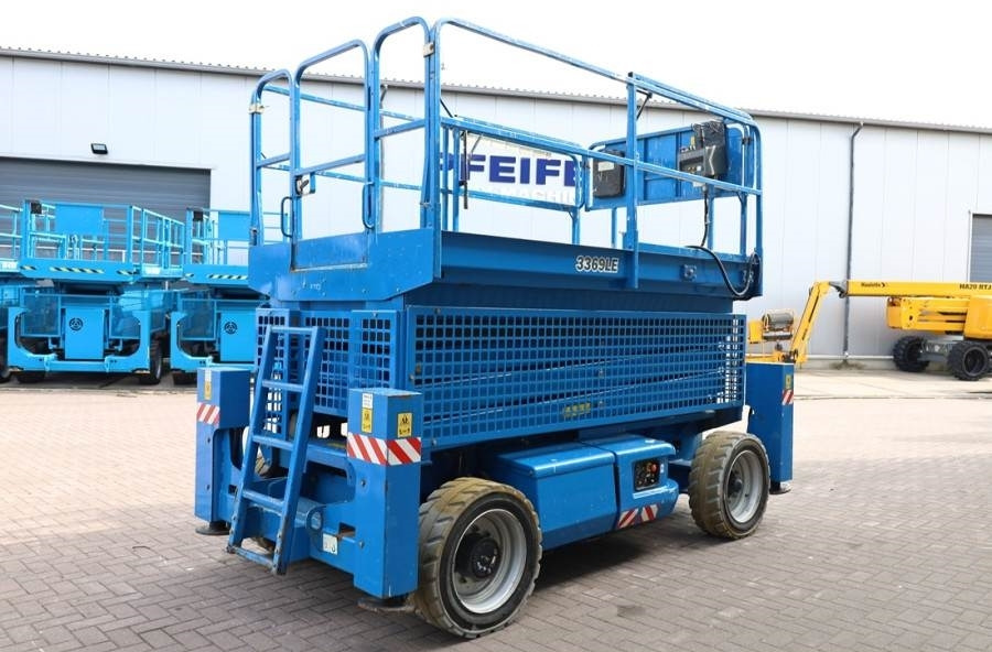JLG 3369LE Electric, 12m Working Height, 450kg Capacit - 시저 리프트 : 사진 2 JLG 3369LE Electric, 12m Working Height, 450kg Capacit - 시저 리프트 : 사진 2