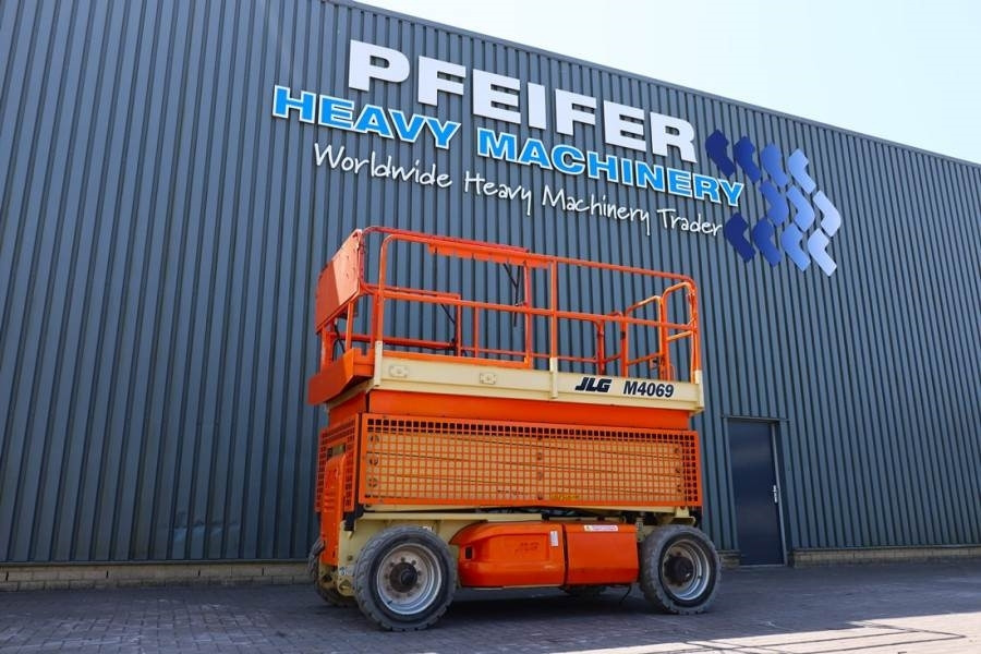 JLG M4069 Hybrid, 14.2m Working Height, 360kg Capacity - 시저 리프트 : 사진 1 JLG M4069 Hybrid, 14.2m Working Height, 360kg Capacity - 시저 리프트 : 사진 1