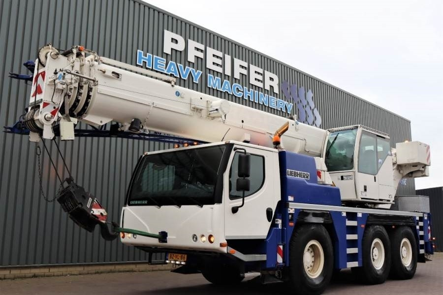 Liebherr LTM1050-3.1 6x4 Drive And 6-Wheel Steering, 50t Ca - 전천후 지형 크레인 : 사진 1 Liebherr LTM1050-3.1 6x4 Drive And 6-Wheel Steering, 50t Ca - 전천후 지형 크레인 : 사진 1