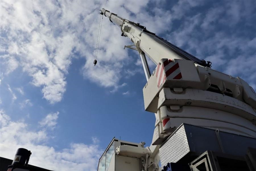 Liebherr LTM1050-3.1 6x4 Drive And 6-Wheel Steering, 50t Ca - 전천후 지형 크레인 : 사진 3 Liebherr LTM1050-3.1 6x4 Drive And 6-Wheel Steering, 50t Ca - 전천후 지형 크레인 : 사진 3