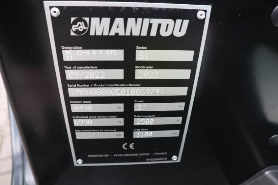 Manitou MC25-4 Valid Inspection, *Guarantee, Diesel, 4x4 D - 지형 지게차 : 사진 5 Manitou MC25-4 Valid Inspection, *Guarantee, Diesel, 4x4 D - 지형 지게차 : 사진 5