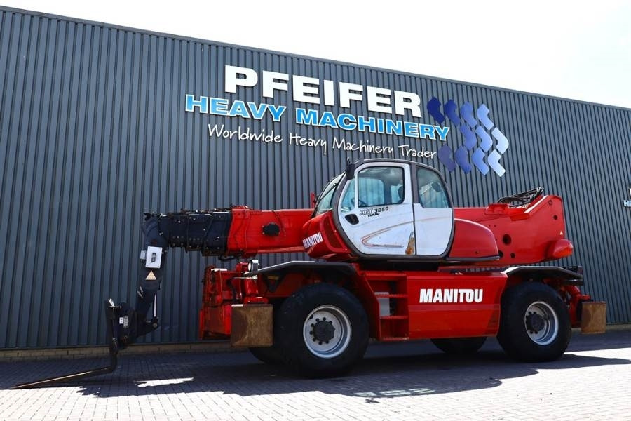 Manitou MRT3050 PRIVILEGE Diesel, 4x4 Drive And 4-Wheel St - 텔레스코픽 핸들러 : 사진 1 Manitou MRT3050 PRIVILEGE Diesel, 4x4 Drive And 4-Wheel St - 텔레스코픽 핸들러 : 사진 1
