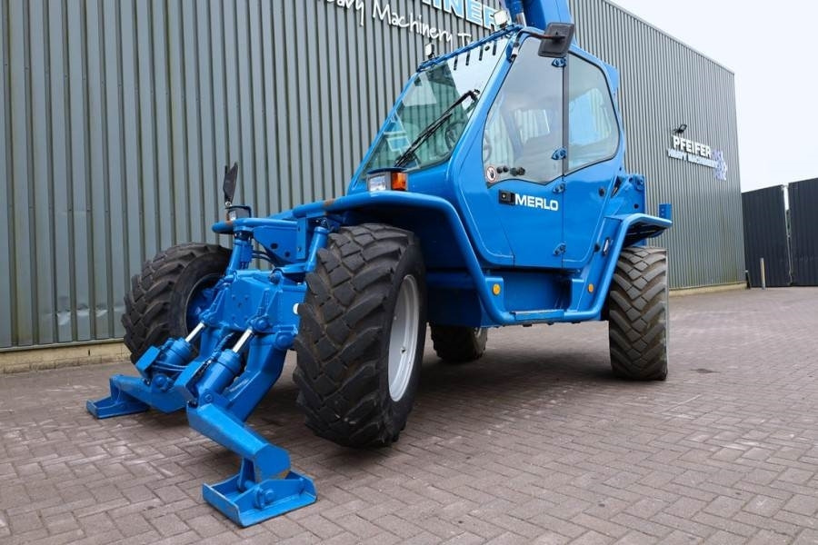 Merlo P40.17K Diesel, 4x4x4 Drive, 17m Lifting Height, 1 - 텔레스코픽 핸들러 : 사진 4 Merlo P40.17K Diesel, 4x4x4 Drive, 17m Lifting Height, 1 - 텔레스코픽 핸들러 : 사진 4
