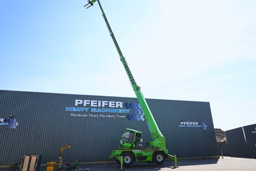 Merlo ROTO 40.26 MCSS Equipped With Various Attachments, - 텔레스코픽 핸들러 : 사진 3 Merlo ROTO 40.26 MCSS Equipped With Various Attachments, - 텔레스코픽 핸들러 : 사진 3