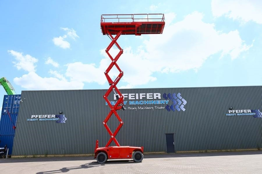 PB LIFT S151-19E 4x4 Electric, 4x4 Drive, 15m Working - 시저 리프트 : 사진 3 PB LIFT S151-19E 4x4 Electric, 4x4 Drive, 15m Working - 시저 리프트 : 사진 3