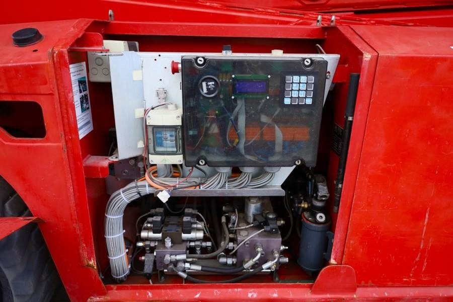 PB LIFT S151-19E 4x4 Electric, 4x4 Drive, 15m Working - 시저 리프트 : 사진 5 PB LIFT S151-19E 4x4 Electric, 4x4 Drive, 15m Working - 시저 리프트 : 사진 5