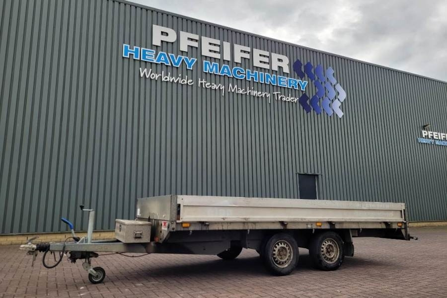 Saris PL1820 2 Axel Trailer - 자동차 트레일러 : 사진 1 Saris PL1820 2 Axel Trailer - 자동차 트레일러 : 사진 1