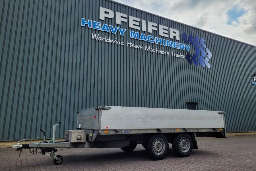 Saris PL1827 2 Axel Trailer - 자동차 트레일러 : 사진 1 Saris PL1827 2 Axel Trailer - 자동차 트레일러 : 사진 1