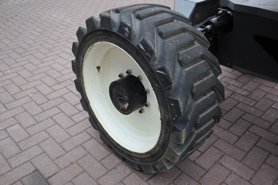 Snorkel A46JRT VALID INSPECTION, *GUARANTEE! Diesel, 4x4 D - 관절 붐 : 사진 4 Snorkel A46JRT VALID INSPECTION, *GUARANTEE! Diesel, 4x4 D - 관절 붐 : 사진 4