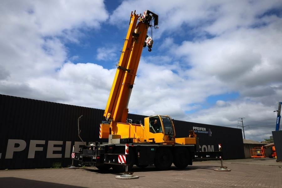 Terex Demag AC40 City Diesel, 6x6 Drive And 6-Wheel Stee - 전천후 지형 크레인 : 사진 2 Terex Demag AC40 City Diesel, 6x6 Drive And 6-Wheel Stee - 전천후 지형 크레인 : 사진 2