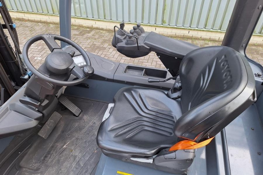 Toyota 9FBM70T Electric, 7 Tons Capacity, Lift Height 4.7 - 디젤 지게차 : 사진 4 Toyota 9FBM70T Electric, 7 Tons Capacity, Lift Height 4.7 - 디젤 지게차 : 사진 4