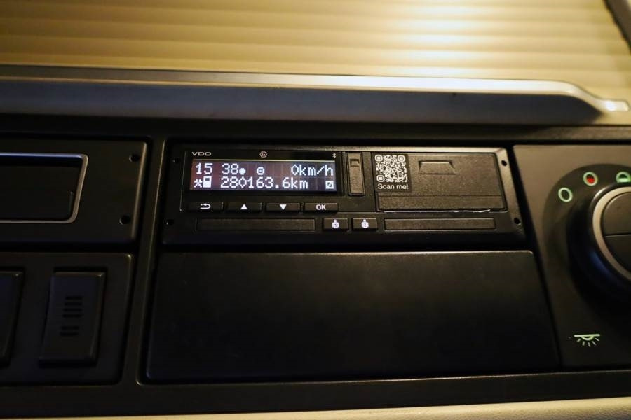 Volvo FH12 With Cormach 135tm Crane Volvo FH12 10x4 With - 전천후 지형 크레인 : 사진 5 Volvo FH12 With Cormach 135tm Crane Volvo FH12 10x4 With - 전천후 지형 크레인 : 사진 5