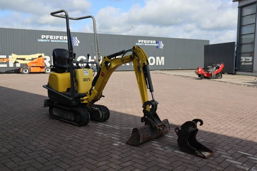 Wacker Neuson E08-01 Wacker Neuson mini excavator including 2 bu - 미니 굴삭기 : 사진 2 Wacker Neuson E08-01 Wacker Neuson mini excavator including 2 bu - 미니 굴삭기 : 사진 2