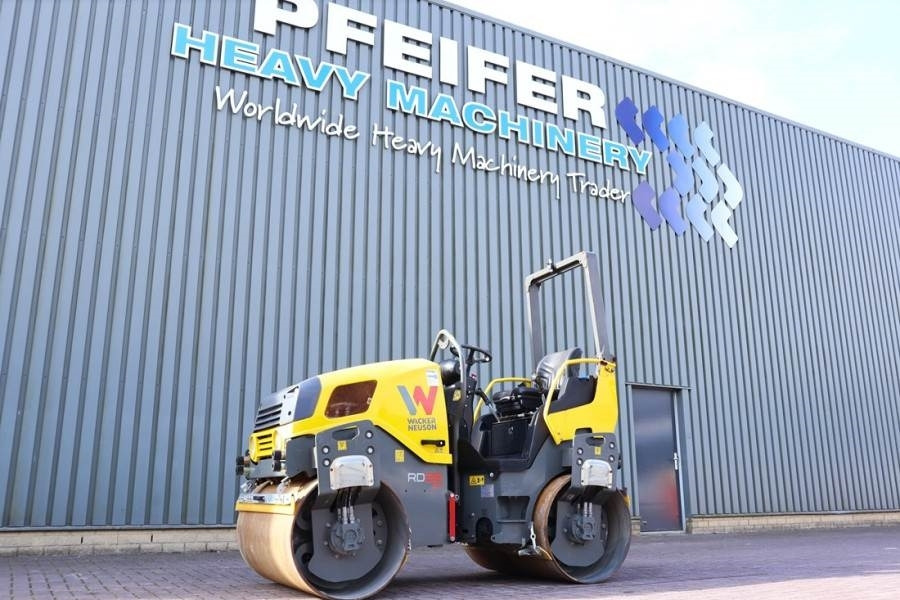 Wacker Neuson RD28-120 Diesel, Front And Rear Vibrating Smooth D - 로드 롤러 : 사진 1 Wacker Neuson RD28-120 Diesel, Front And Rear Vibrating Smooth D - 로드 롤러 : 사진 1