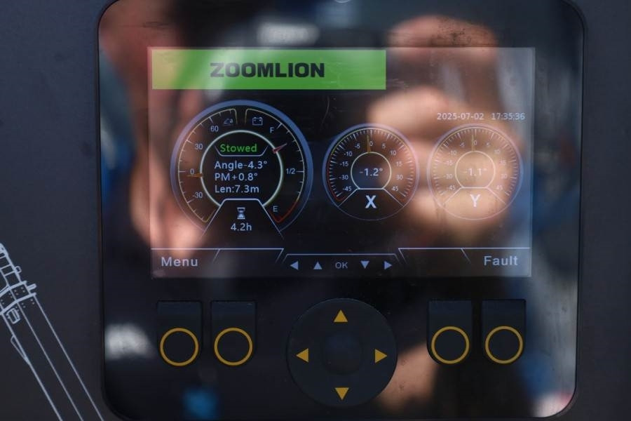 Zoomlion ZT22JE Fully Electric Lithium-Powered, 4x4 Rough T - 텔레스코픽 붐 : 사진 5 Zoomlion ZT22JE Fully Electric Lithium-Powered, 4x4 Rough T - 텔레스코픽 붐 : 사진 5