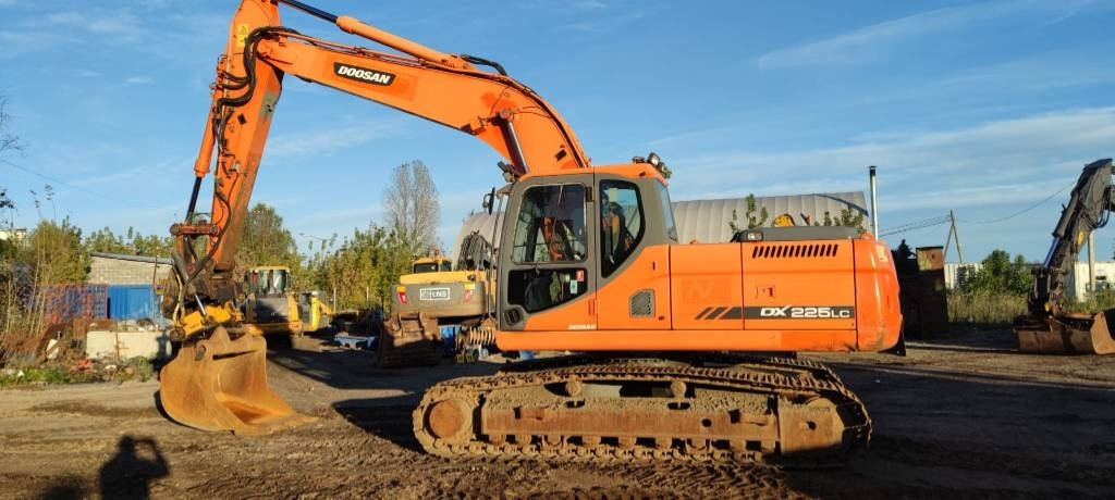 Doosan 225 LC  - 크롤러 굴삭기 : 사진 1 Doosan 225 LC  - 크롤러 굴삭기 : 사진 1
