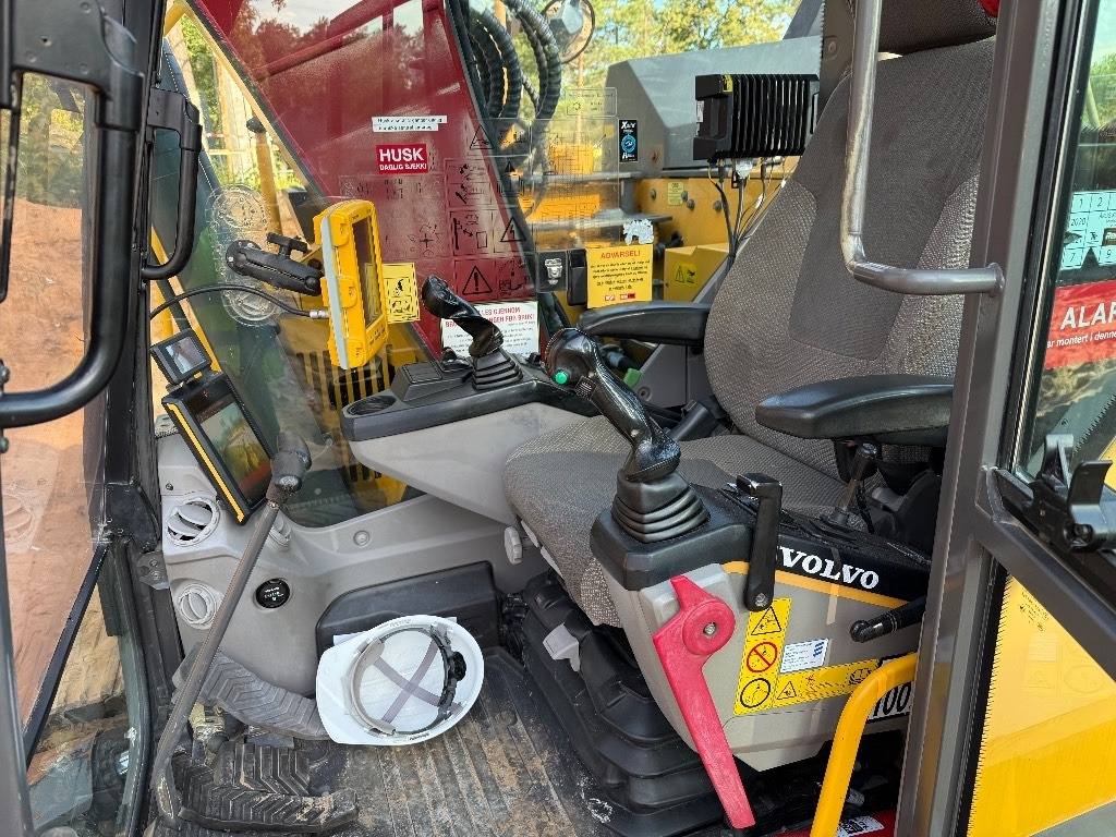 Volvo 145el  - 크롤러 굴삭기 : 사진 4 Volvo 145el  - 크롤러 굴삭기 : 사진 4