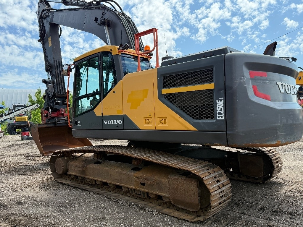 Volvo EC 250 E - 크롤러 굴삭기 : 사진 2 Volvo EC 250 E - 크롤러 굴삭기 : 사진 2