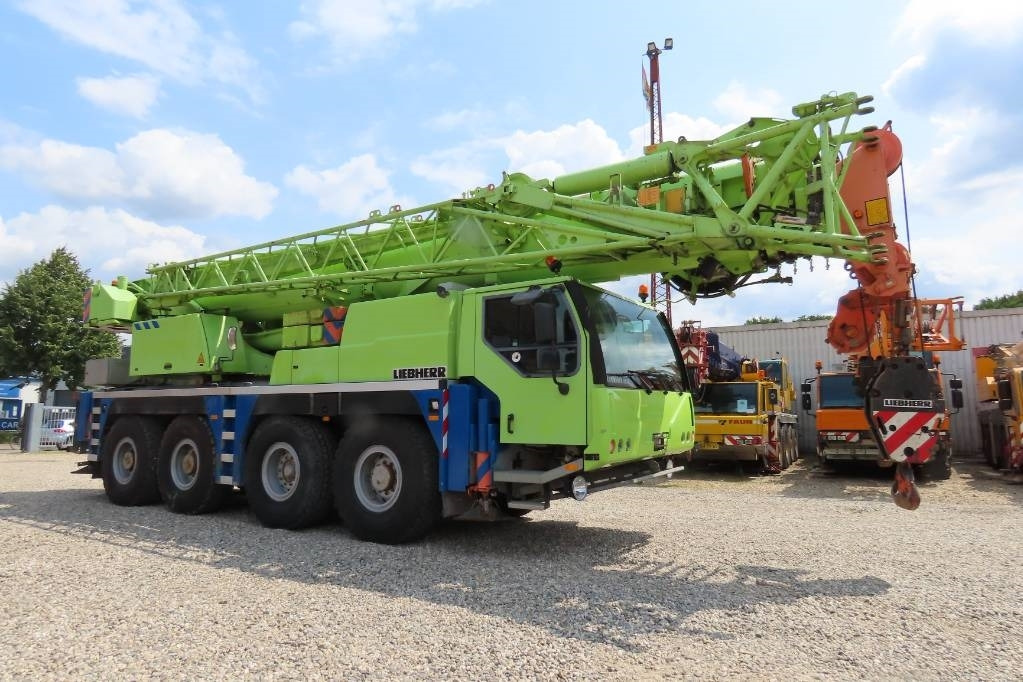Liebherr LTM 1070-4.1 - 전천후 지형 크레인 : 사진 2 Liebherr LTM 1070-4.1 - 전천후 지형 크레인 : 사진 2