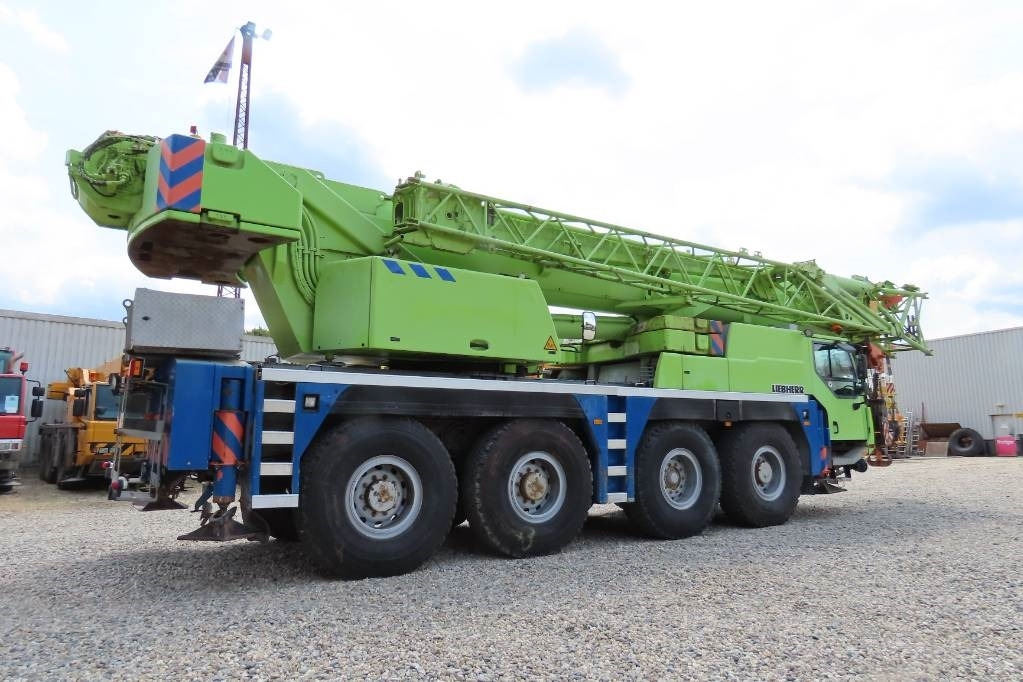 Liebherr LTM 1070-4.1 - 전천후 지형 크레인 : 사진 3 Liebherr LTM 1070-4.1 - 전천후 지형 크레인 : 사진 3