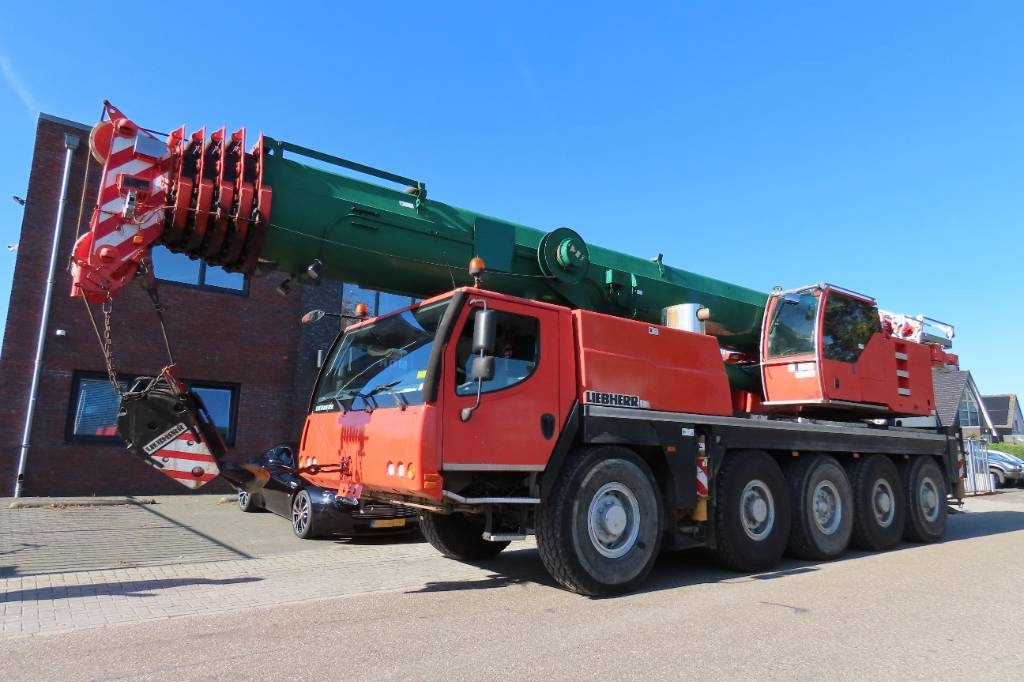 Liebherr LTM 1095-5.1 - 전천후 지형 크레인 : 사진 1 Liebherr LTM 1095-5.1 - 전천후 지형 크레인 : 사진 1