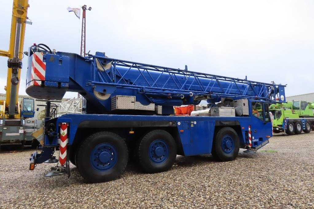 Terex Demag AC 50-1 - 전천후 지형 크레인 : 사진 3 Terex Demag AC 50-1 - 전천후 지형 크레인 : 사진 3