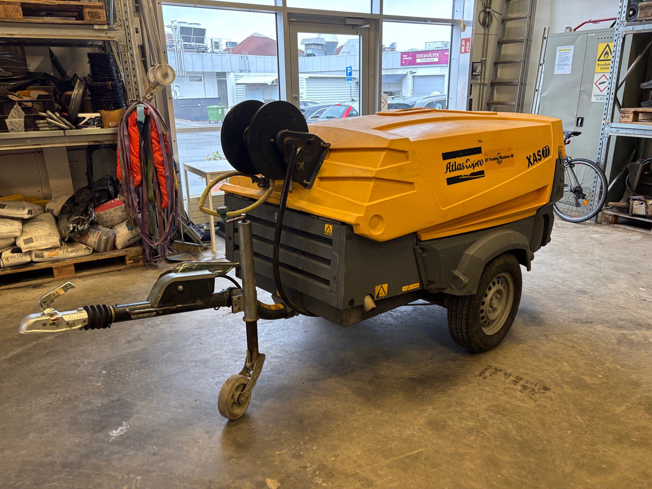 Atlas Copco XAS77 - 공기 압축기 : 사진 1 Atlas Copco XAS77 - 공기 압축기 : 사진 1