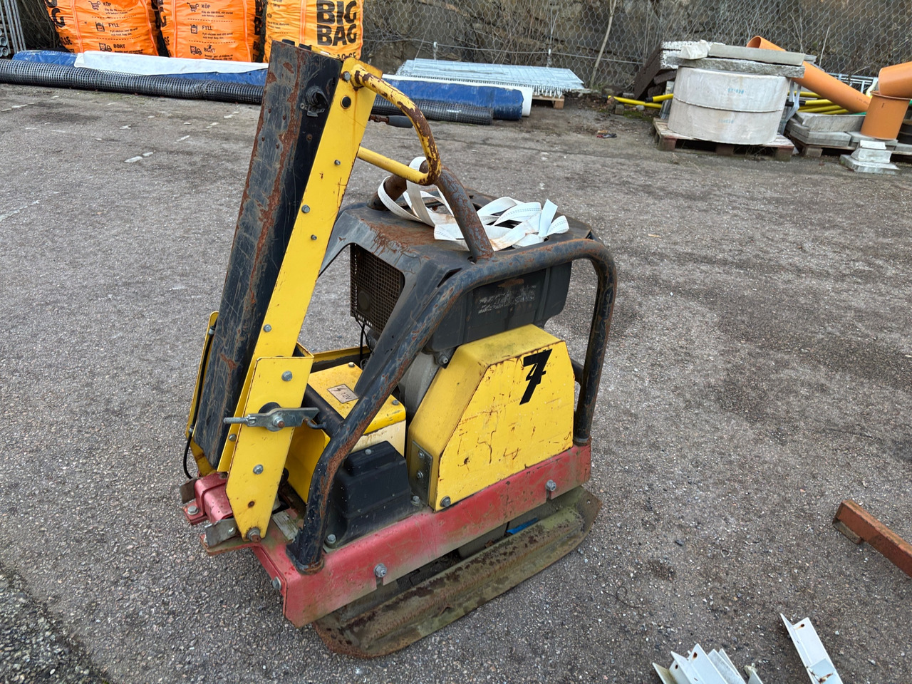 Dynapac LG 500 - 진동판 : 사진 1 Dynapac LG 500 - 진동판 : 사진 1