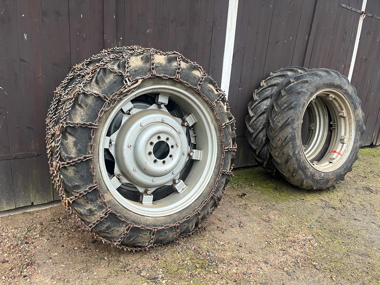 Goodyear - 타이어 농업용 기계 용 : 사진 1 Goodyear - 타이어 농업용 기계 용 : 사진 1