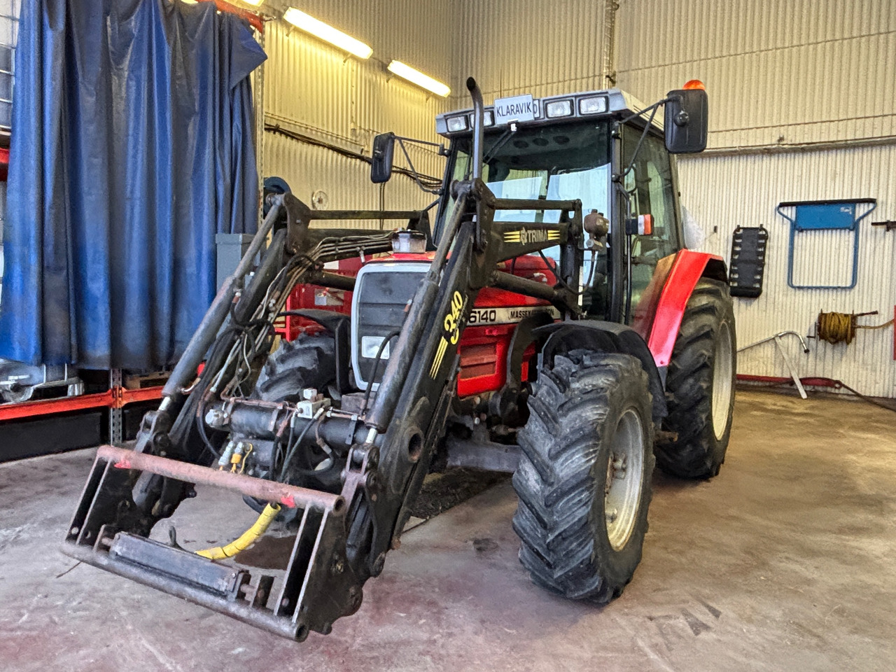 Massey Ferguson 6140 - 장궤형 트랙터 : 사진 1 Massey Ferguson 6140 - 장궤형 트랙터 : 사진 1