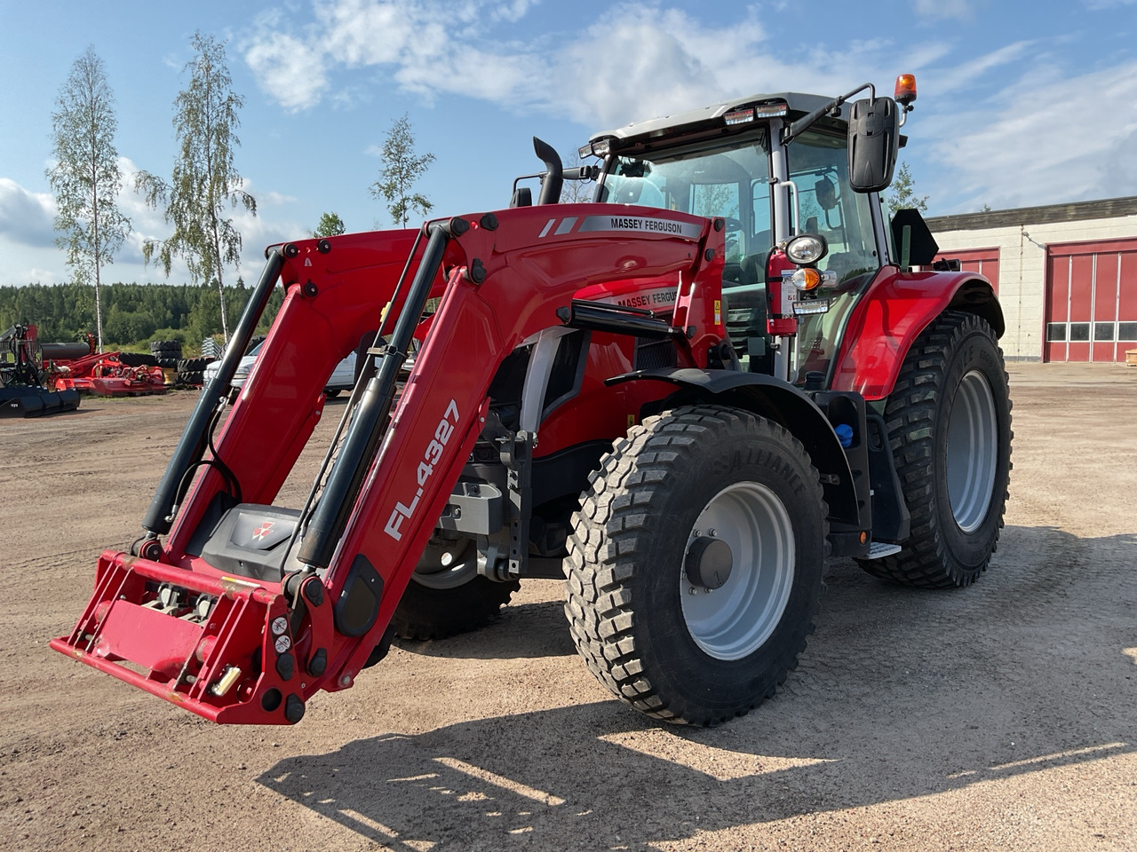 Massey Ferguson MF6S.155 - 장궤형 트랙터 : 사진 1 Massey Ferguson MF6S.155 - 장궤형 트랙터 : 사진 1