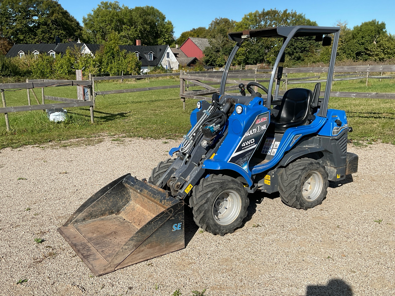 Multione 5.3K - 휠 로더 : 사진 1 Multione 5.3K - 휠 로더 : 사진 1