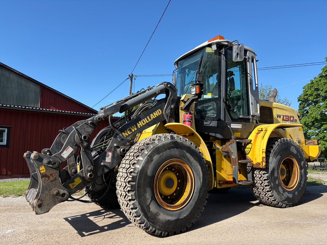 New Holland W130B - 휠 로더 : 사진 1 New Holland W130B - 휠 로더 : 사진 1
