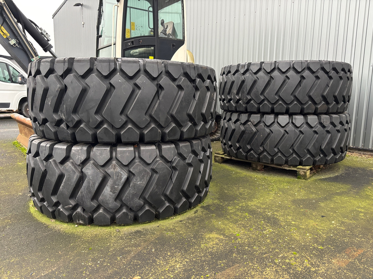 Triangle TB 516 - 타이어 건설기계 용 : 사진 1 Triangle TB 516 - 타이어 건설기계 용 : 사진 1