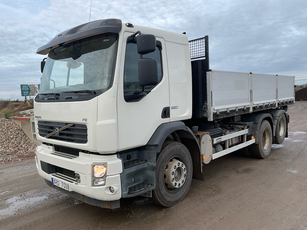 Volvo FE 320 - 덤프트럭 : 사진 1 Volvo FE 320 - 덤프트럭 : 사진 1