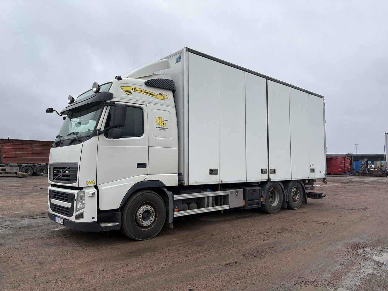 Volvo FH 6x2 - 박스 트럭 : 사진 1 Volvo FH 6x2 - 박스 트럭 : 사진 1